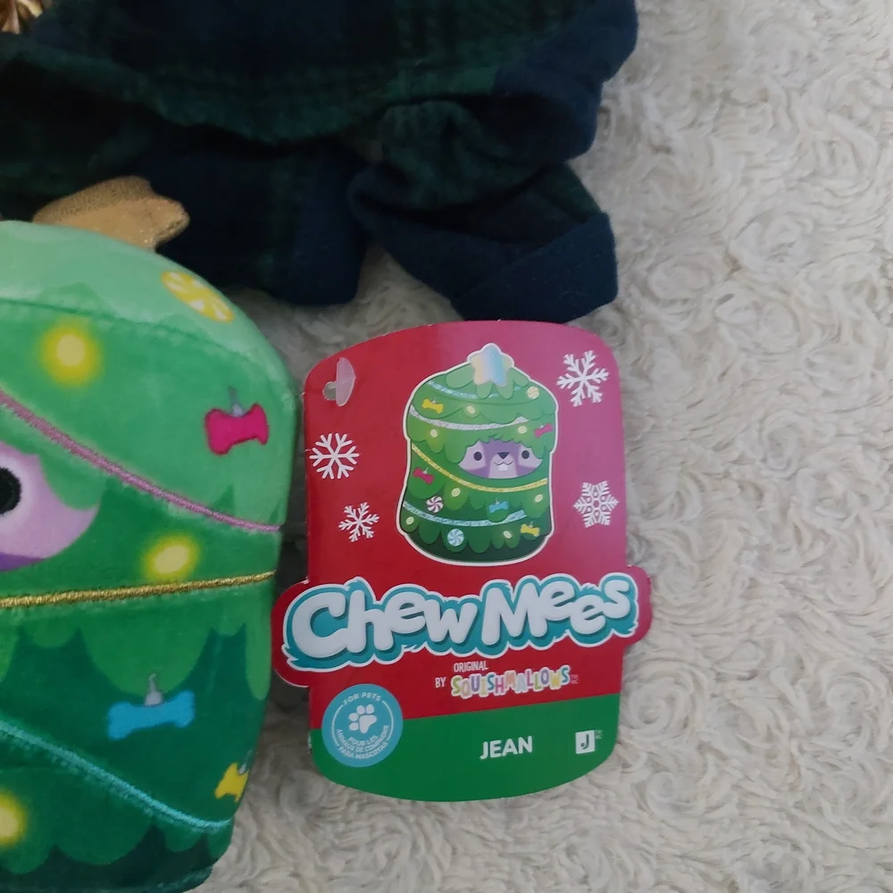 Boots & Barkley XS Gold Puffer Jacket Blue Green Plaid PJ & Chew Mees Toy Bundle